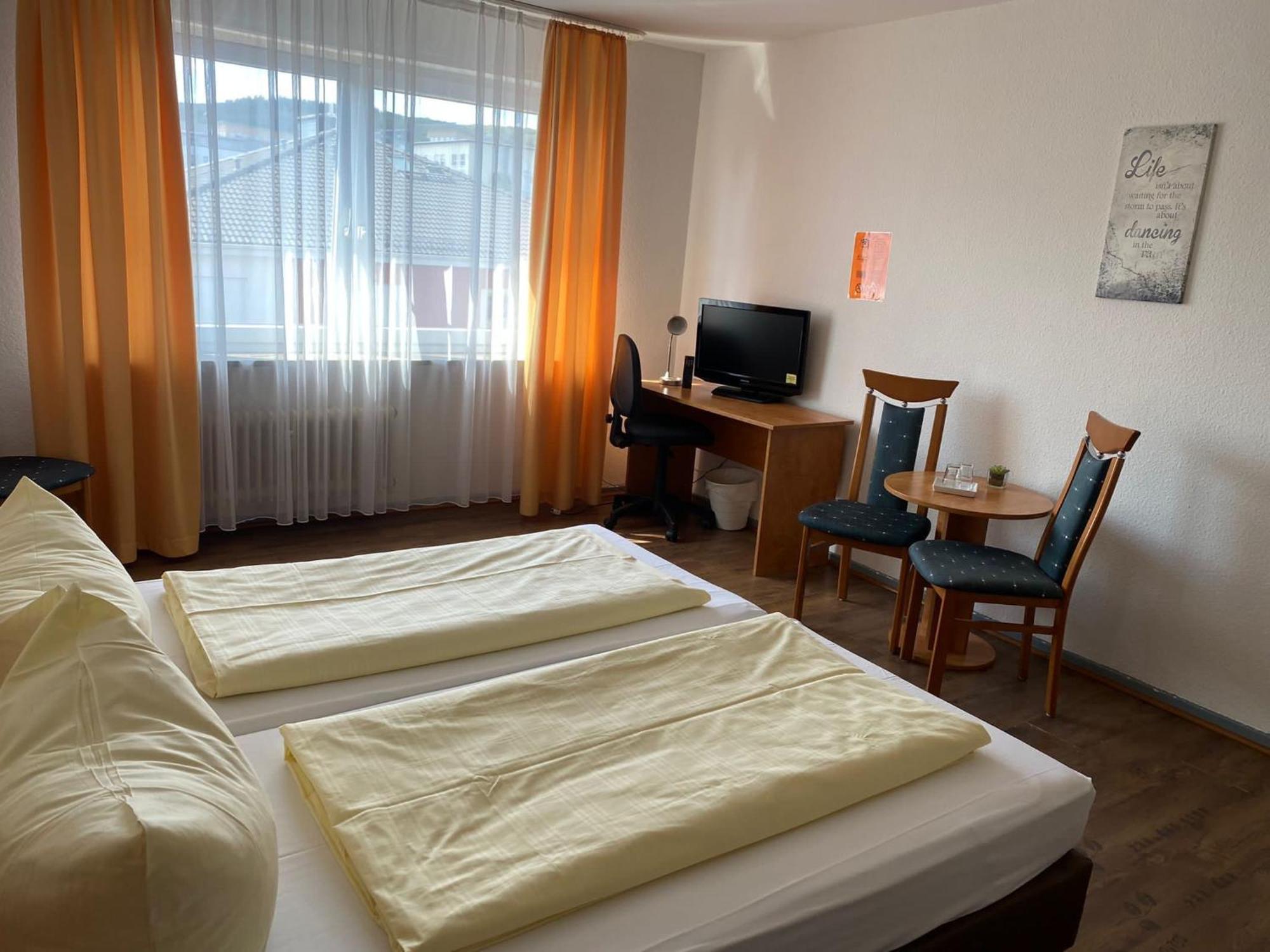 Hotel Sonne - Haus 1 Idstein Luaran gambar