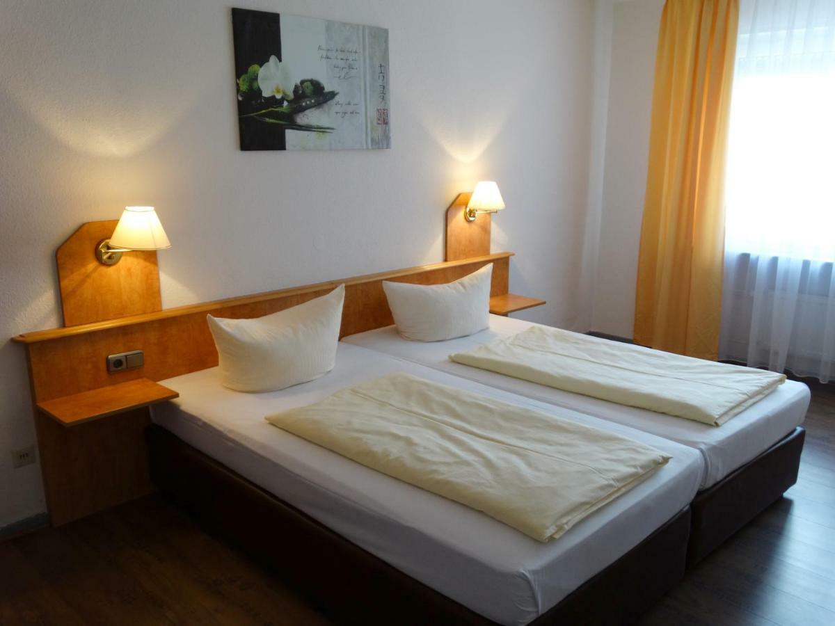 Hotel Sonne - Haus 1 Idstein Luaran gambar